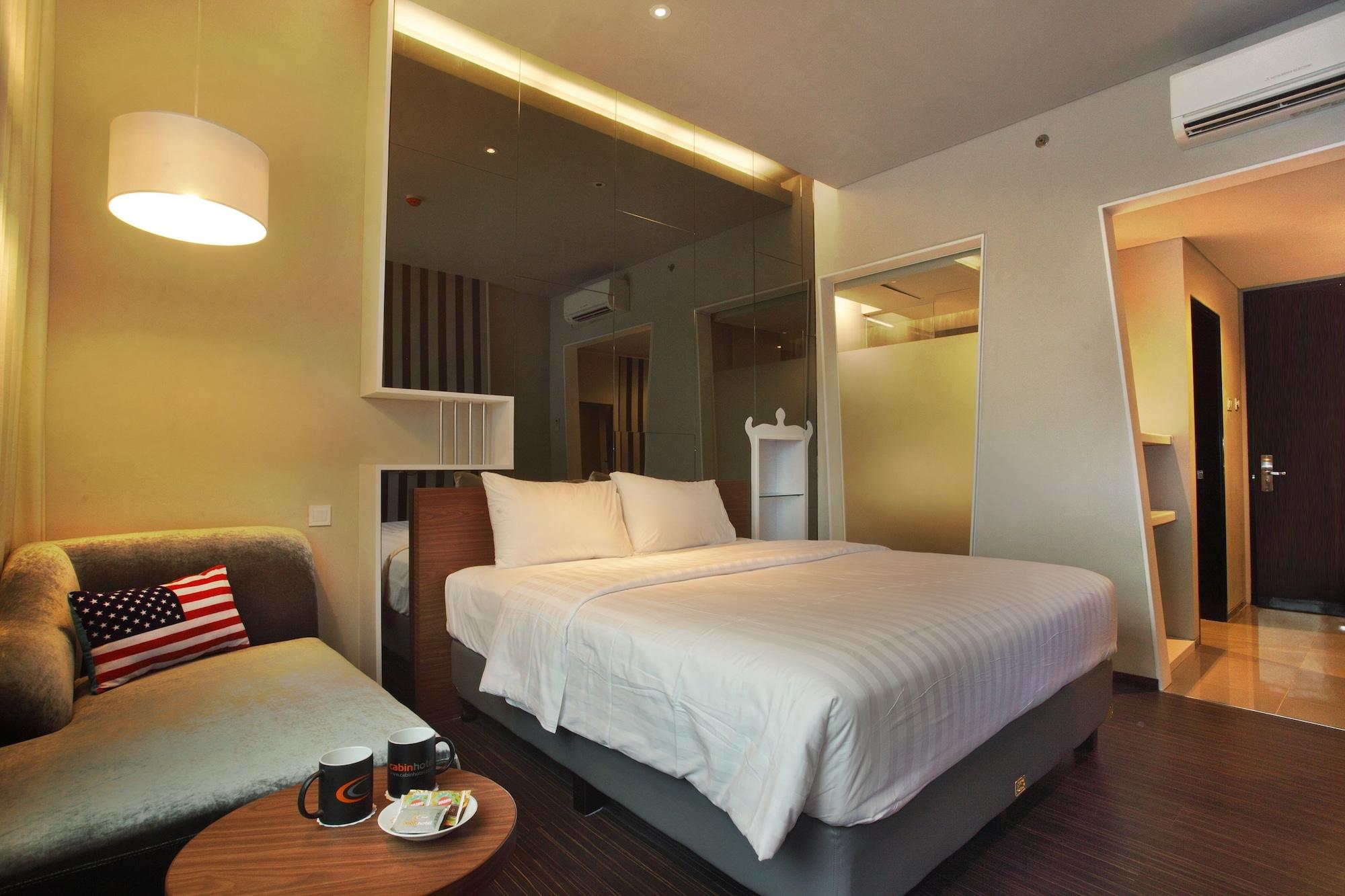 Cabin Hotel Джакарта Экстерьер фото